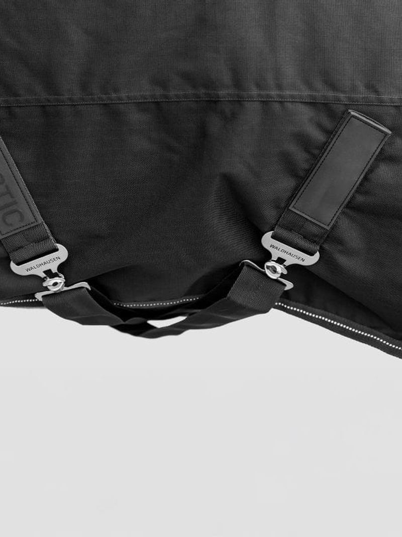 Derka Arctic 200g, High Neck, black -135cm