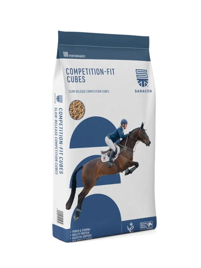 Saracen Competition Fit Cubes 20 kg, wysokoenergetyczny granulat dla koni sportowych