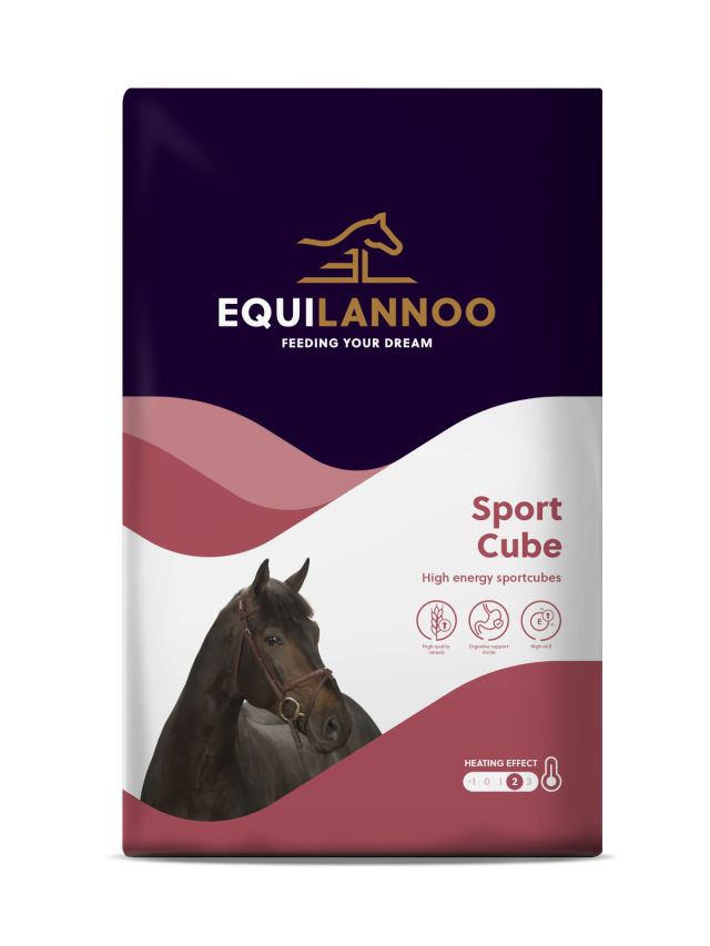 Equilannoo Sport Cube 20kg, wysokoenergetyczny granulat z owsem dla koni sportowych